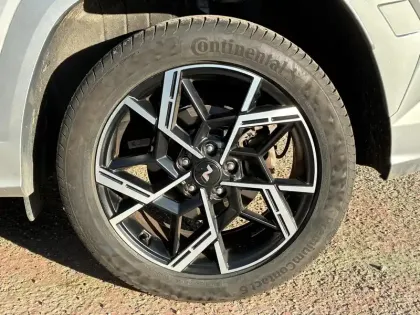 Photo 5 Hyundai Tucson  1.6 T-GDI 215 Hybrid BVA6