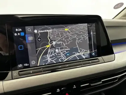 Photo 23 Volkswagen Golf  1.5 eTSI OPF 130 DSG7