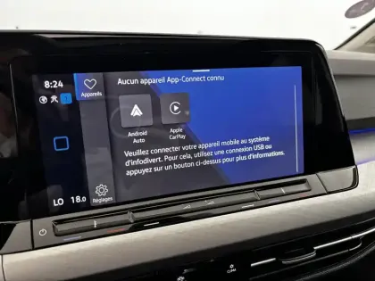 Photo 72 Volkswagen Golf  1.5 eTSI OPF 130 DSG7