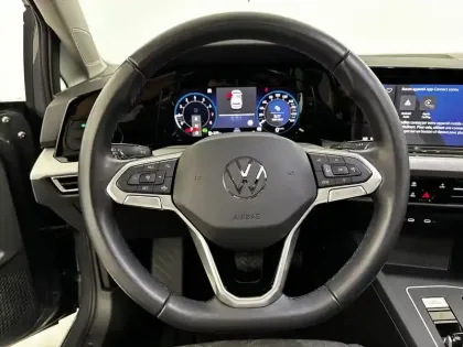 Photo 73 Volkswagen Golf  1.5 eTSI OPF 130 DSG7