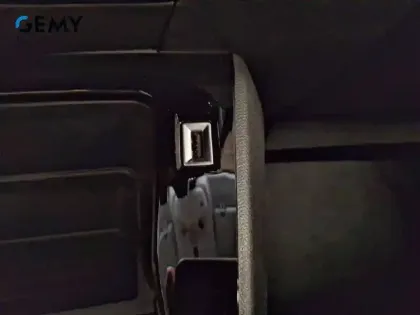 Photo 19 Peugeot 208  BLUEHDI 100 S&S BVM6