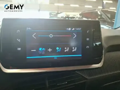 Photo 13 Peugeot 208  BLUEHDI 100 S&S BVM6