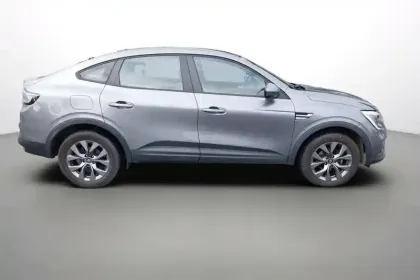 Photo 39 Renault Arkana  TCe 140 EDC - 23