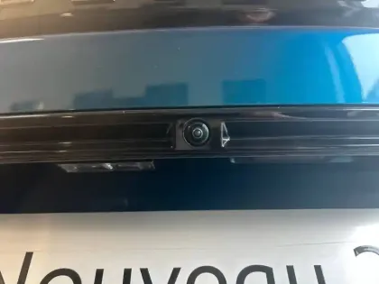 Photo 18 Peugeot 2008  Hybrid 145 e-DCS6