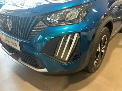 Photo 20 Peugeot 2008  Hybrid 145 e-DCS6