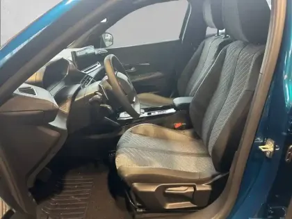 Photo 10 Peugeot 2008  Hybrid 145 e-DCS6