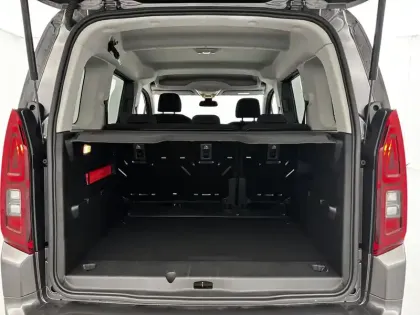 Photo 63 Toyota Proace  City Verso Medium 1.2L 110 VVT-i BVM6