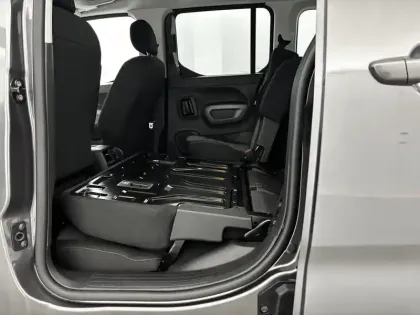 Photo 65 Toyota Proace  City Verso Medium 1.2L 110 VVT-i BVM6