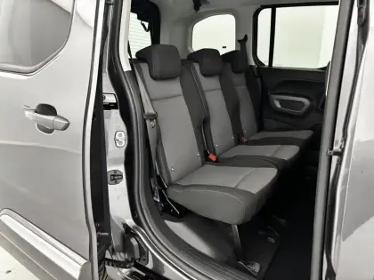 Photo 91 Toyota Proace  City Verso Medium 1.2L 110 VVT-i BVM6