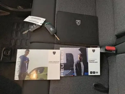 Photo 15 Peugeot Expert  FGN TAILLE M 1.5 D 120 S&S BVM6