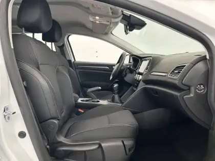 Photo 22 Renault Megane Mégane IV Estate Blue dCi 115 utilitaire 2 places société