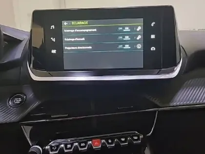 Photo 22 Peugeot 2008  Moteur électrique 136 ch