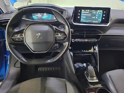 Photo 7 Peugeot 2008  Moteur électrique 136 ch