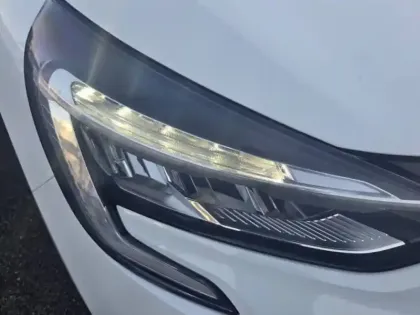 Photo 40 Renault Clio  Blue dCi 85