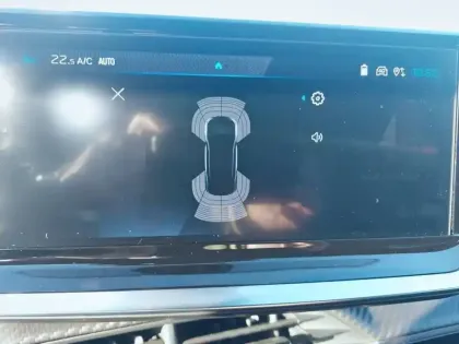 Photo 39 Peugeot 2008  Hybrid 145 e-DCS6