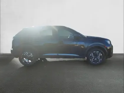 Photo 24 Peugeot 2008  Hybrid 145 e-DCS6