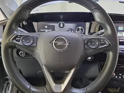 Photo 8 Opel Mokka  Electrique 136 ch & Batterie 50 kWh