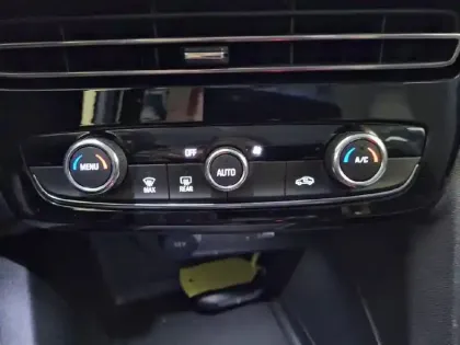 Photo 23 Opel Mokka  Electrique 136 ch & Batterie 50 kWh