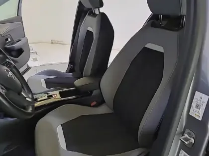 Photo 10 Opel Mokka  Electrique 136 ch & Batterie 50 kWh