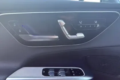 Photo 18 Mercedes Classe GLC GLC 300 de 9G-Tronic 4Matic