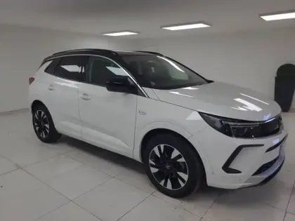 Photo 6 Opel Grandland  1.2 Turbo 130 ch BVA8