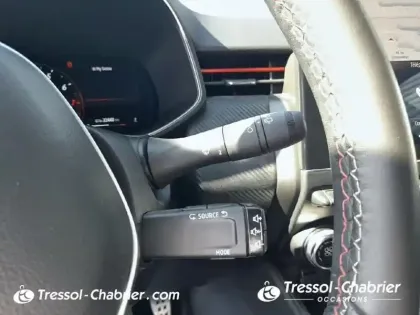 Photo 17 Renault Clio  E-Tech 140 - 21 R.S. Line