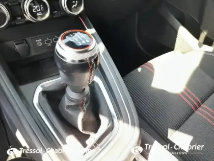 Photo 23 Renault Clio  E-Tech 140 - 21 R.S. Line