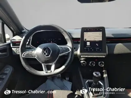 Photo 9 Renault Clio  E-Tech 140 - 21 R.S. Line