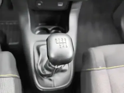 Photo 23 Citroën C3  BlueHDi 100 ch BVM6 Plus