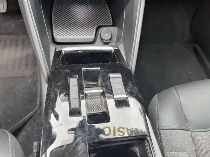 Photo 23 Citroën C4  BlueHDi 130 S&S EAT8 Shine Pack