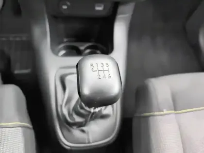 Photo 23 Citroën C3  BlueHDi 100 ch BVM6 Plus