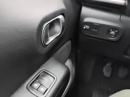 Photo 19 Citroën C3  BlueHDi 100 ch BVM6 Plus