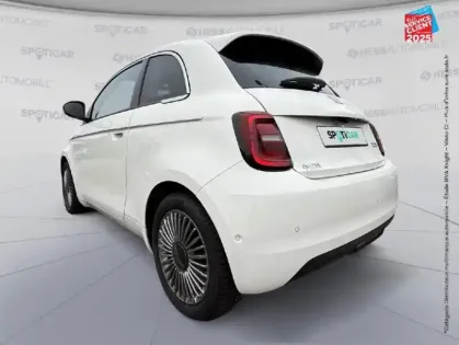 Photo 7 Fiat 500  e 118ch Pack Confort MY23 Camera