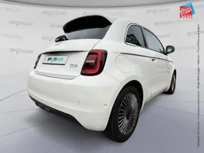 Photo 5 Fiat 500  e 118ch Pack Confort MY23 Camera