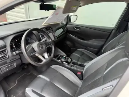 Photo 24 Nissan Leaf  150ch 40kWh Tekna 21.5