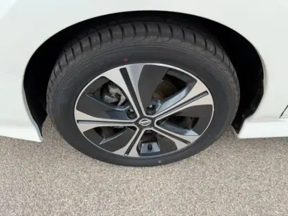 Photo 21 Nissan Leaf  150ch 40kWh Tekna 21.5