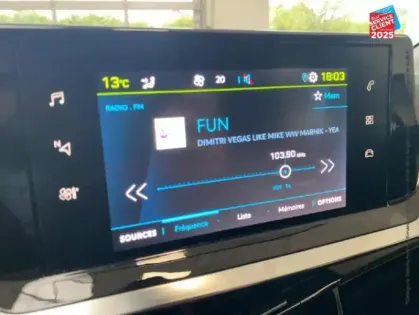 Photo 12 Peugeot 208  e- 136ch Active