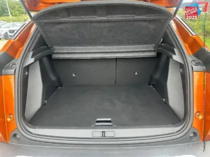 Photo 13 Peugeot 2008  1.5 BlueHDi 130ch S&S GT Line EAT8 7cv