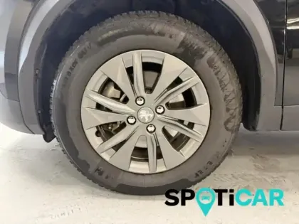 Photo 9 Peugeot 2008  e- 136ch Style