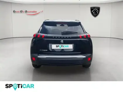 Photo 18 Peugeot 2008  e- 136ch Style