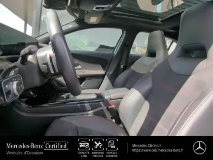 Photo 7 Mercedes Classe A  200 d 150ch AMG Line 8G-DCT