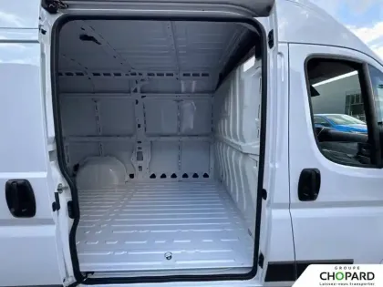 Photo 18 Citroën Jumper  FGN 33 L2H2 140 S&S BVM6