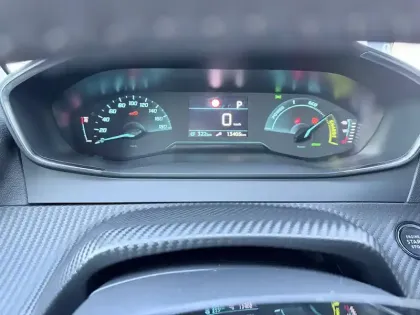 Photo 41 Peugeot 208  Electrique 50 kWh 136ch