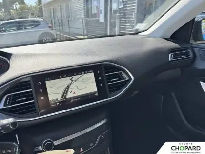 Photo 12 Peugeot 308  1.2 PureTech 110ch S&S BVM5