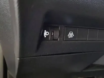 Photo 14 Peugeot 2008  BlueHDi 130 S&S EAT8