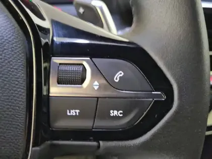 Photo 17 Peugeot 2008  BlueHDi 130 S&S EAT8