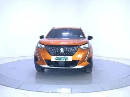 Photo 90 Peugeot 2008  BlueHDi 130 S&S EAT8