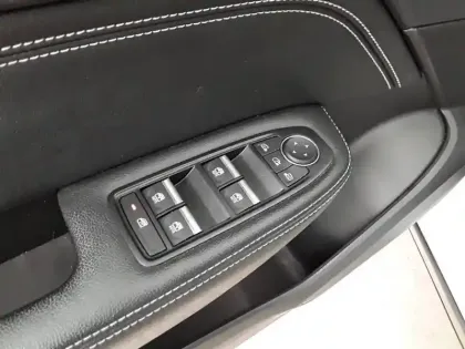 Photo 44 Renault Arkana  E-Tech 145 - 21B