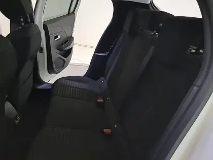 Photo 11 Peugeot 208  Electrique 50 kWh 136ch