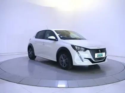 Photo 2 Peugeot 208  Electrique 50 kWh 136ch